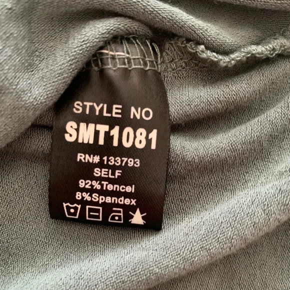 POL V-Neck Ruffle Top in Teal - Picture 6 of 16